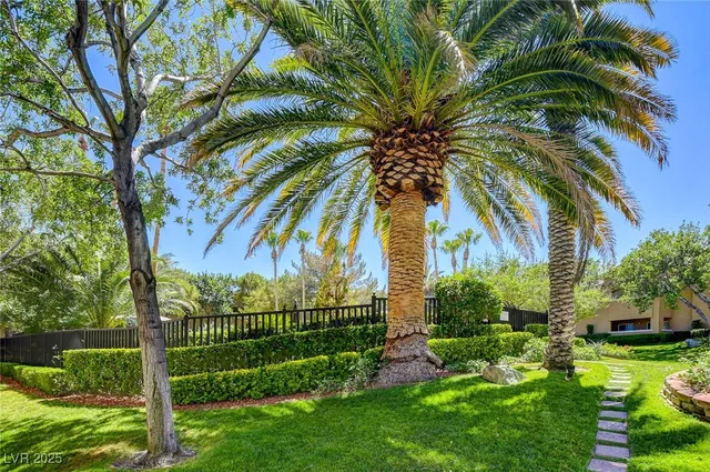 $2,300 | 1713 Sky Of Red Drive, Unit 203, Las Vegas, NV 89128