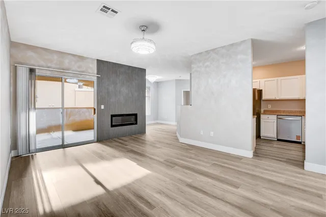 $2,300 | 1713 Sky Of Red Drive, Unit 203, Las Vegas, NV 89128