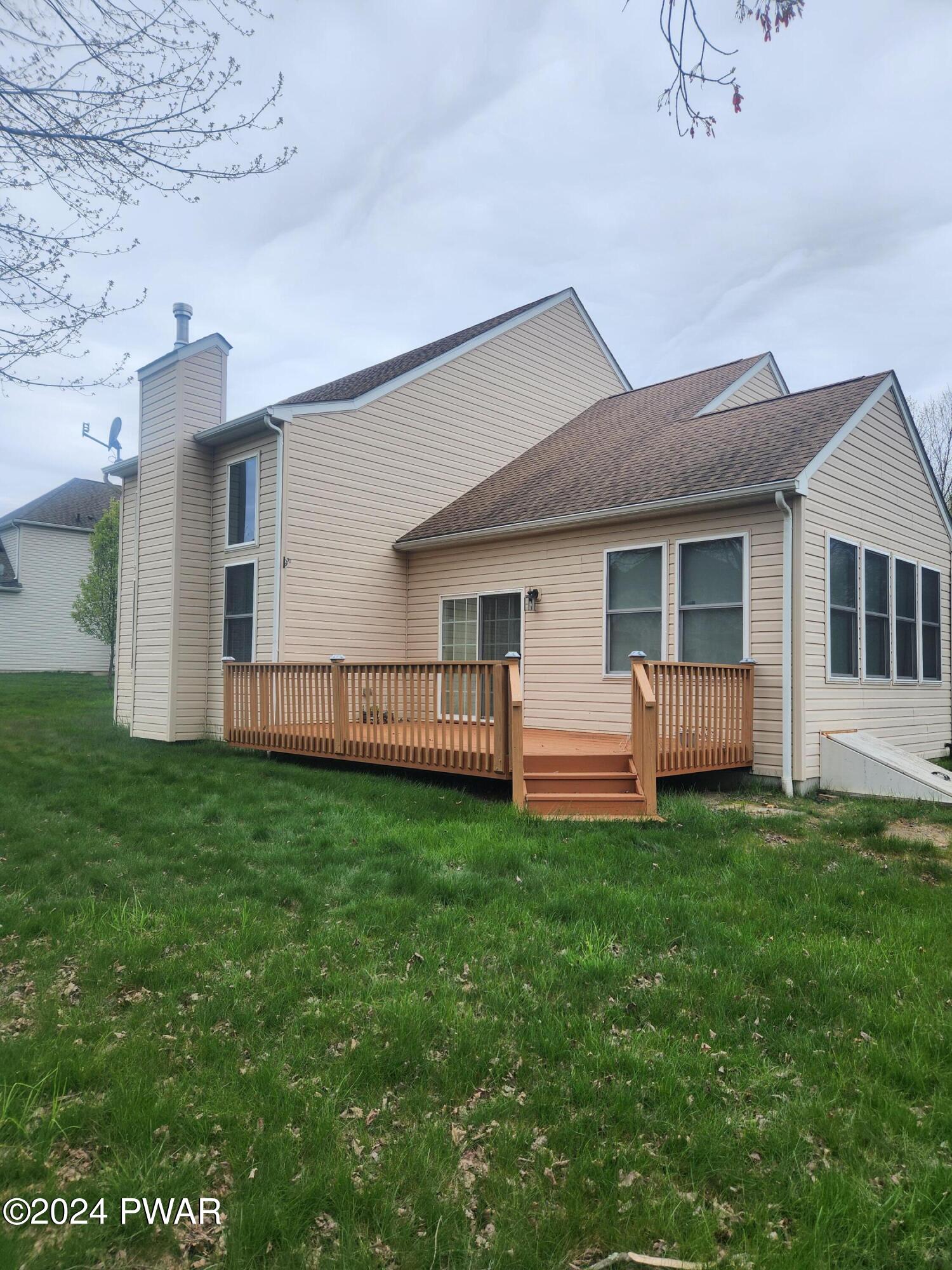 239 Dryden Road Stroudsburg, PA 18360 - Photo 2 of 48 20240427_115454
