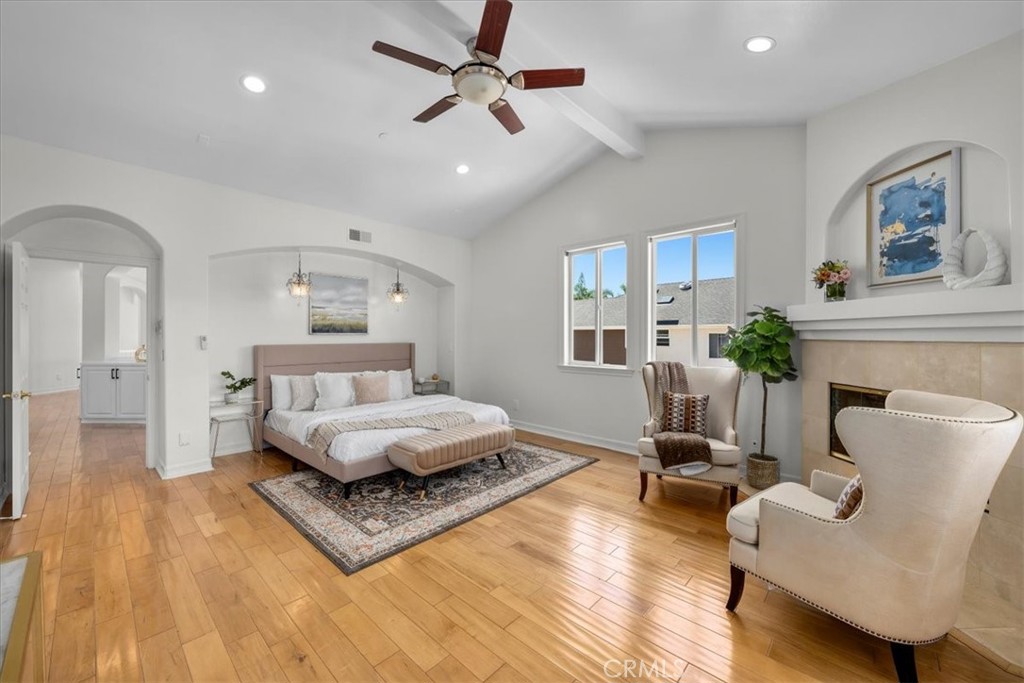 1035 Avenue D Redondo Beach, CA 90277 - Photo 39 of 66 a living room with furniture and a wooden floor