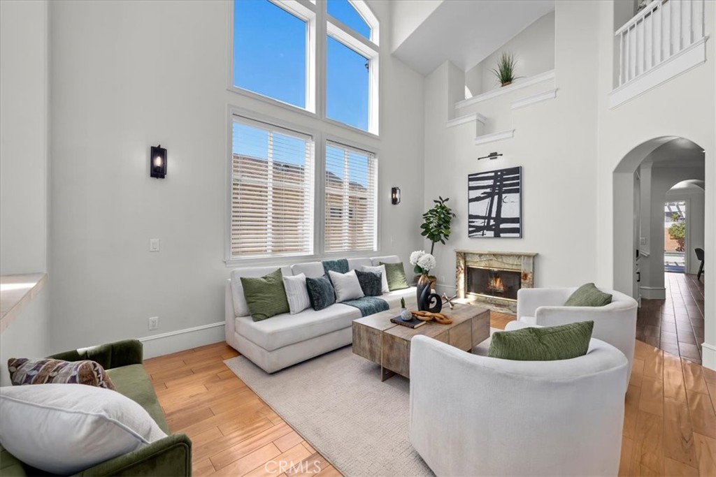 1035 Avenue D Redondo Beach, CA 90277 - Photo 7 of 66 a living room with furniture and a potted plant