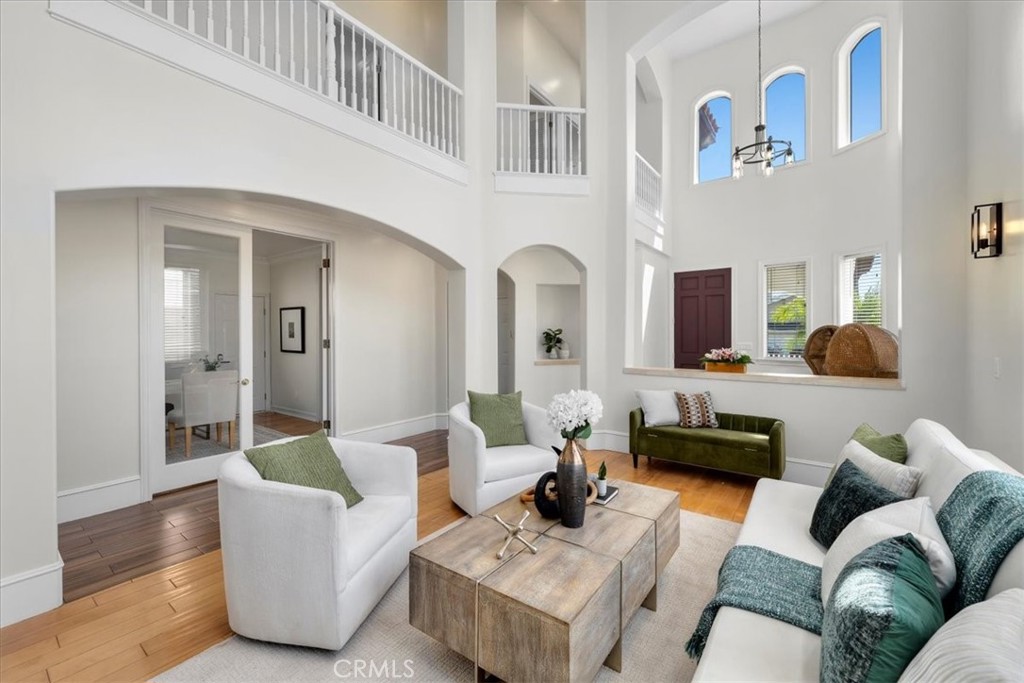 1035 Avenue D Redondo Beach, CA 90277 - Photo 8 of 66 a living room with furniture and a large window