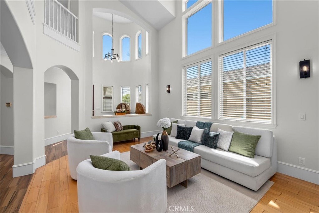 1035 Avenue D Redondo Beach, CA 90277 - Photo 9 of 66