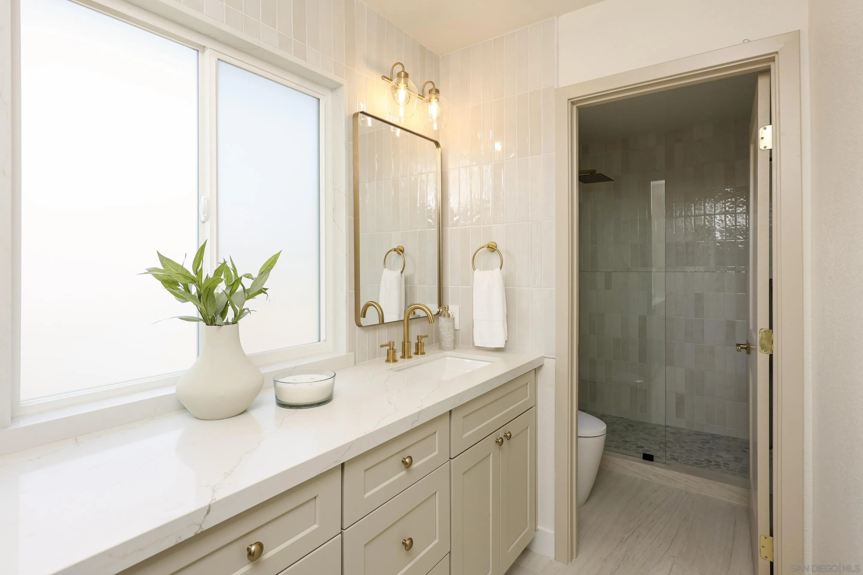 1705 Hawk View Drive Encinitas, CA 92024 - Photo 22 of 44