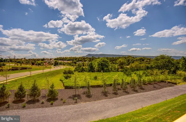 $2,200 | 110 Sophie Street, Strasburg, VA 22657