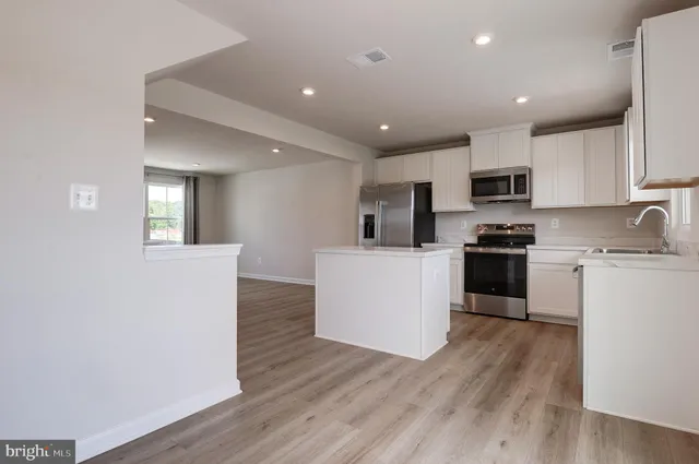 $2,200 | 110 Sophie Street, Strasburg, VA 22657