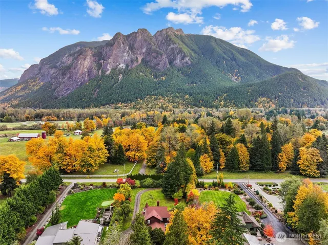 $1,680,000 | 10201 420th Avenue Southeast, North Bend, WA 98045