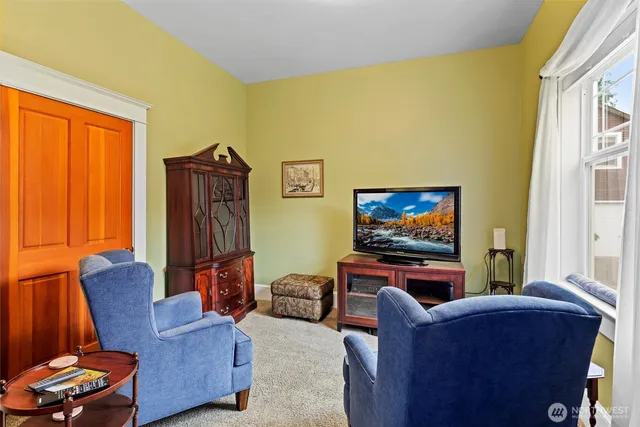 $1,680,000 | 10201 420th Avenue Southeast, North Bend, WA 98045