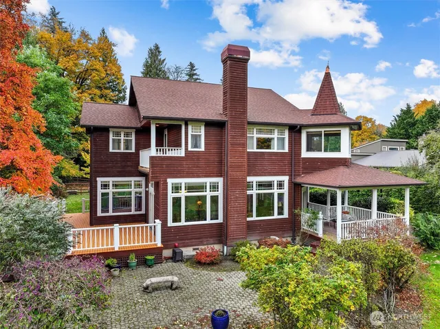 $1,680,000 | 10201 420th Avenue Southeast, North Bend, WA 98045