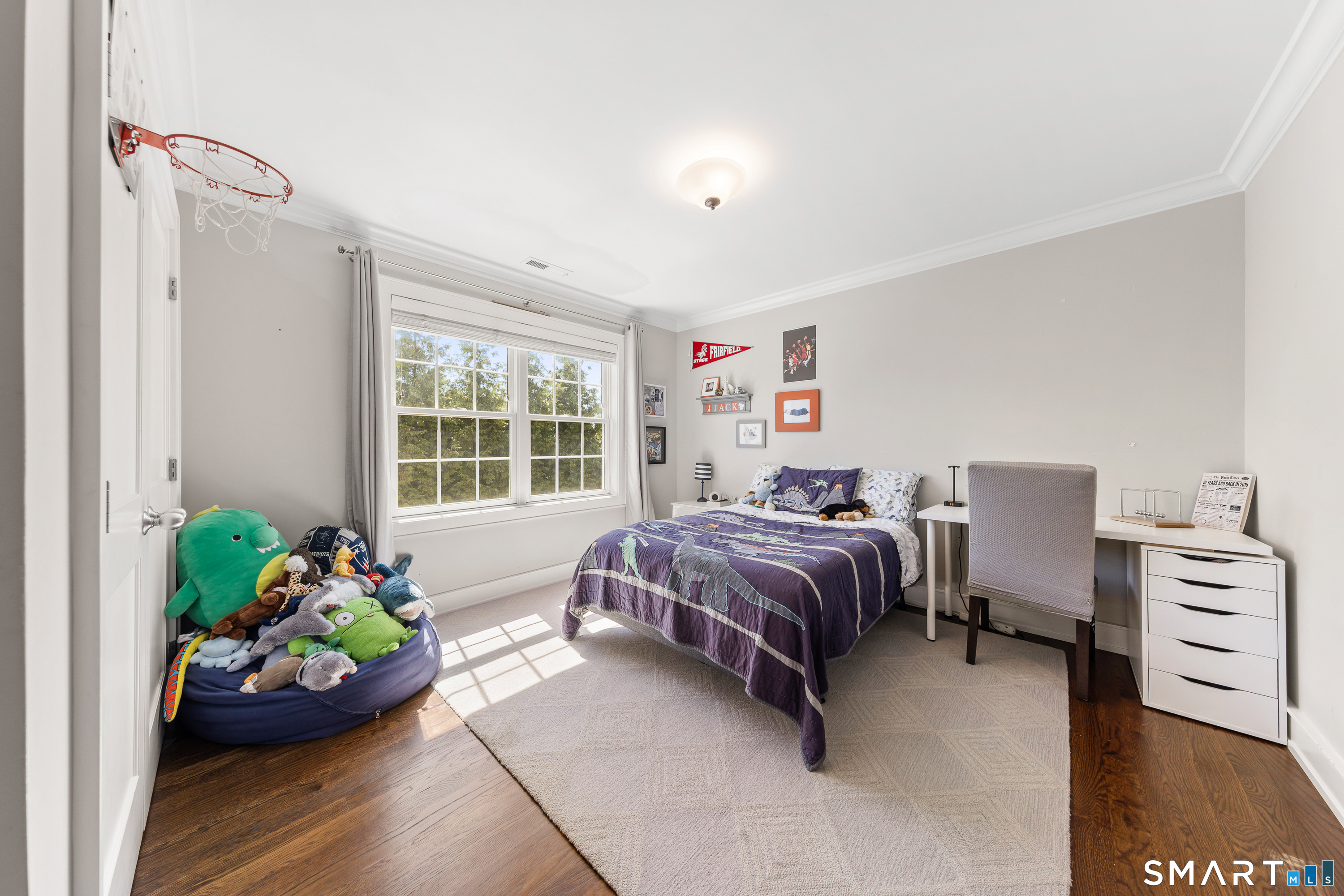 110 Smith Street Fairfield, CT 06824 - Photo 22 of 38