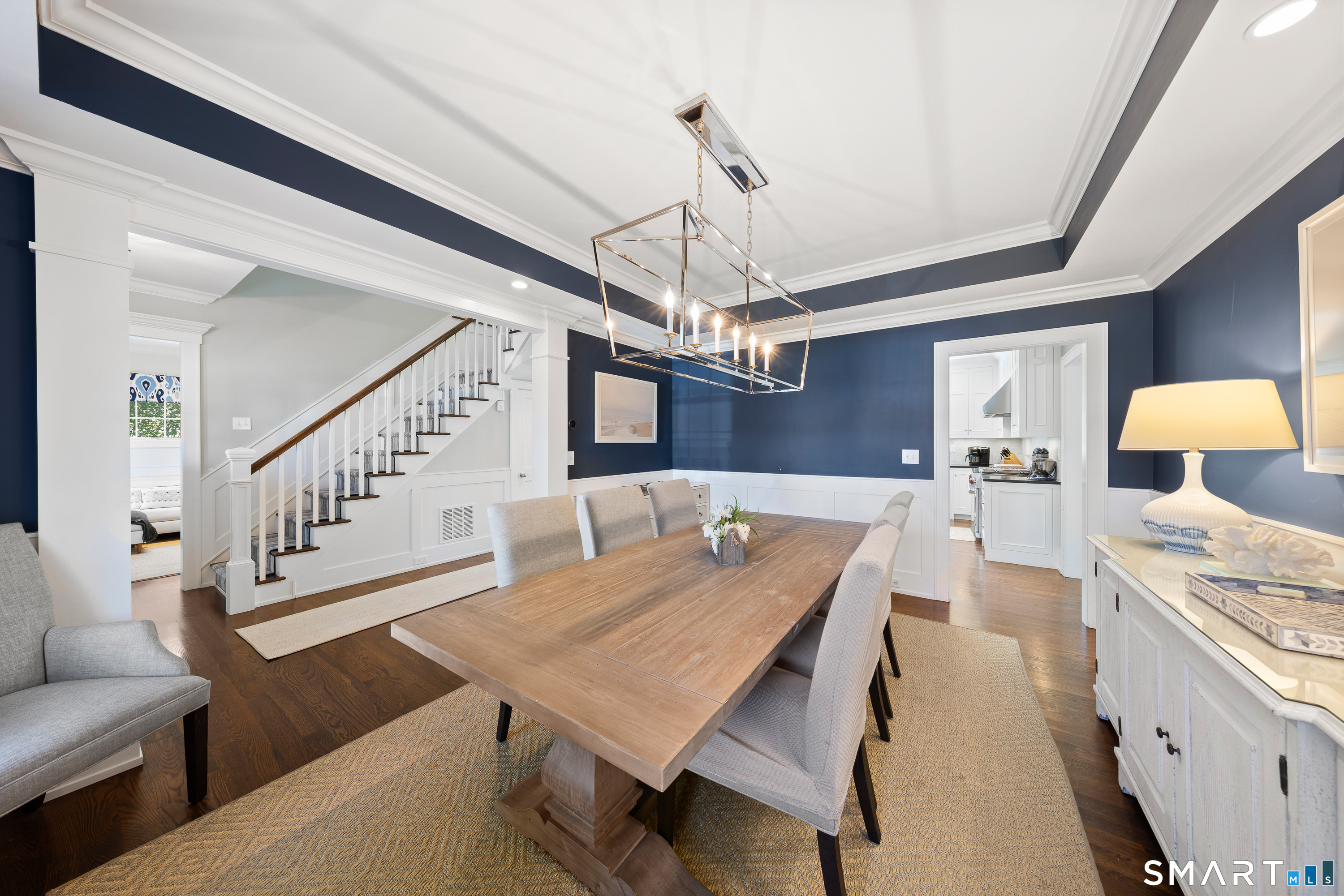 110 Smith Street Fairfield, CT 06824 - Photo 10 of 38