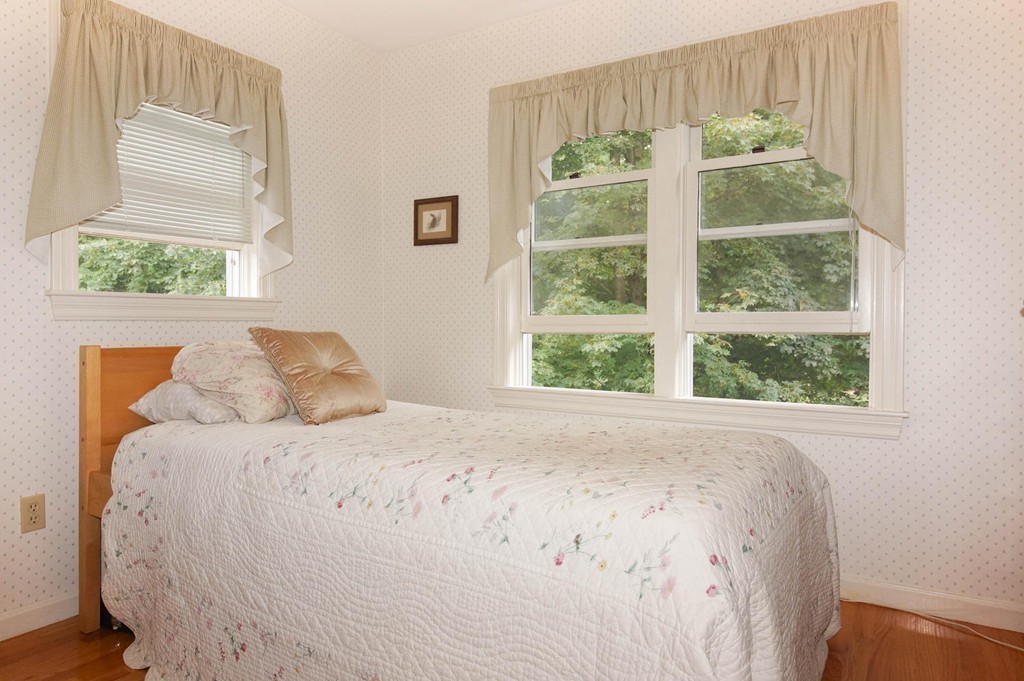 505 Barretts Mill Road Concord, MA 01742 - Photo 11 of 20
