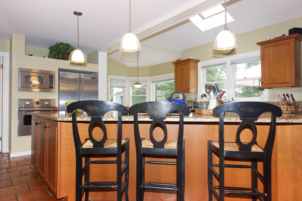 505 Barretts Mill Road Concord, MA 01742 - Photo 2 of 20