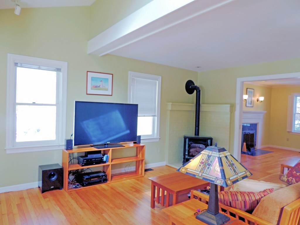 505 Barretts Mill Road Concord, MA 01742 - Photo 4 of 20