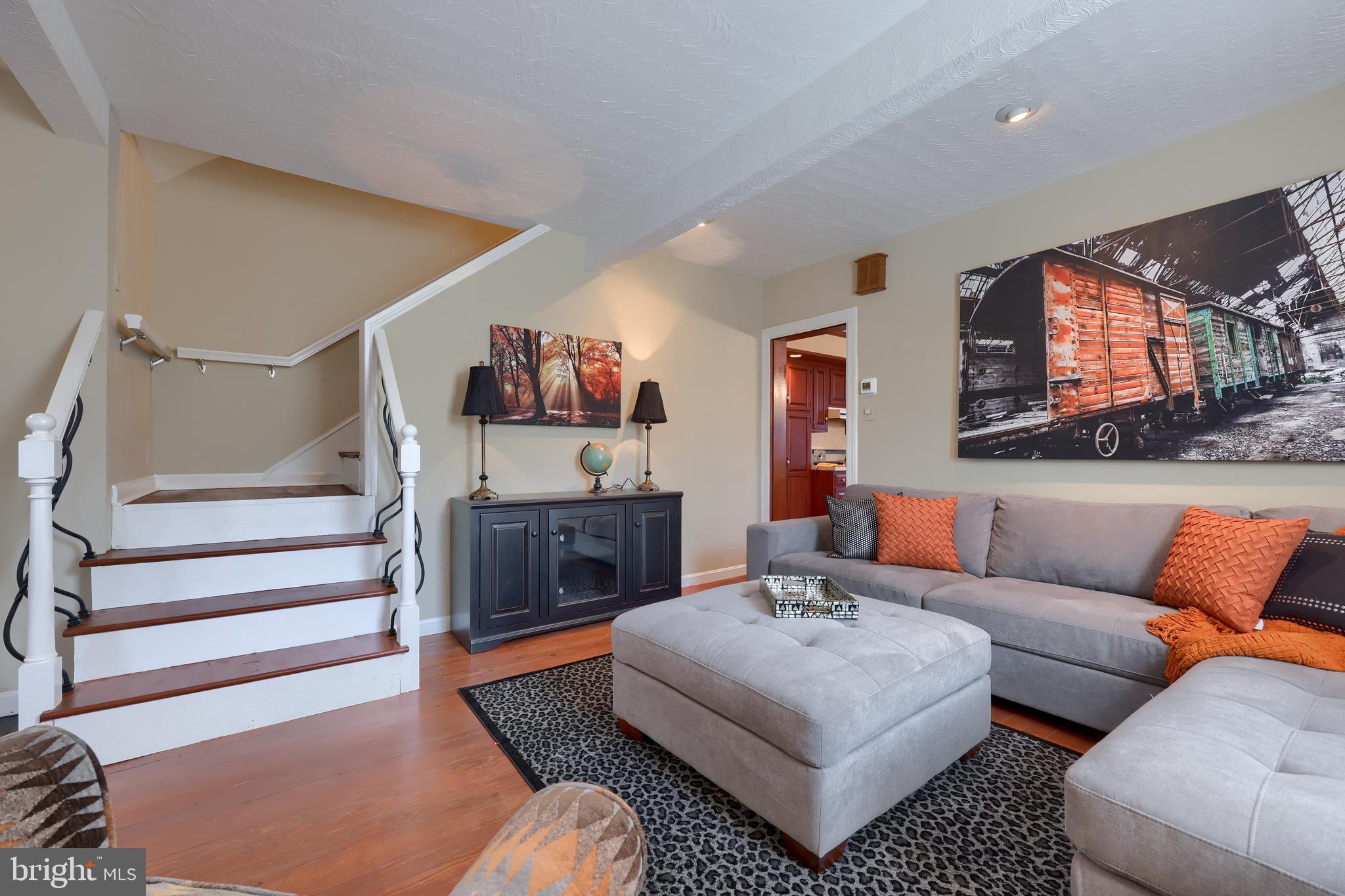 335 South Cedar Street Lititz, PA 17543 - Photo 7 of 55 Two-story unit - 337 S Cedar St