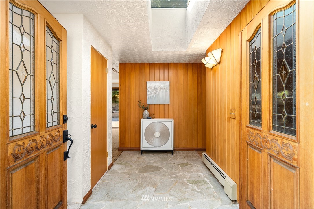 18905 Ross Road Bothell, WA 98011 - Photo 1 of 29 Gallery Image 1