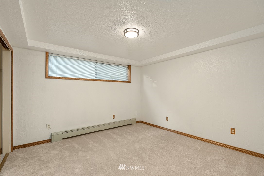 18905 Ross Road Bothell, WA 98011 - Photo 21 of 29 Gallery Image 21