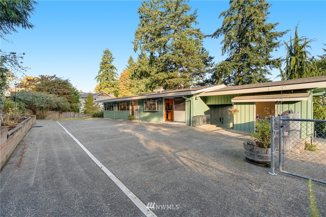 18905 Ross Road Bothell, WA 98011 - Photo 23 of 29 Gallery Image 23