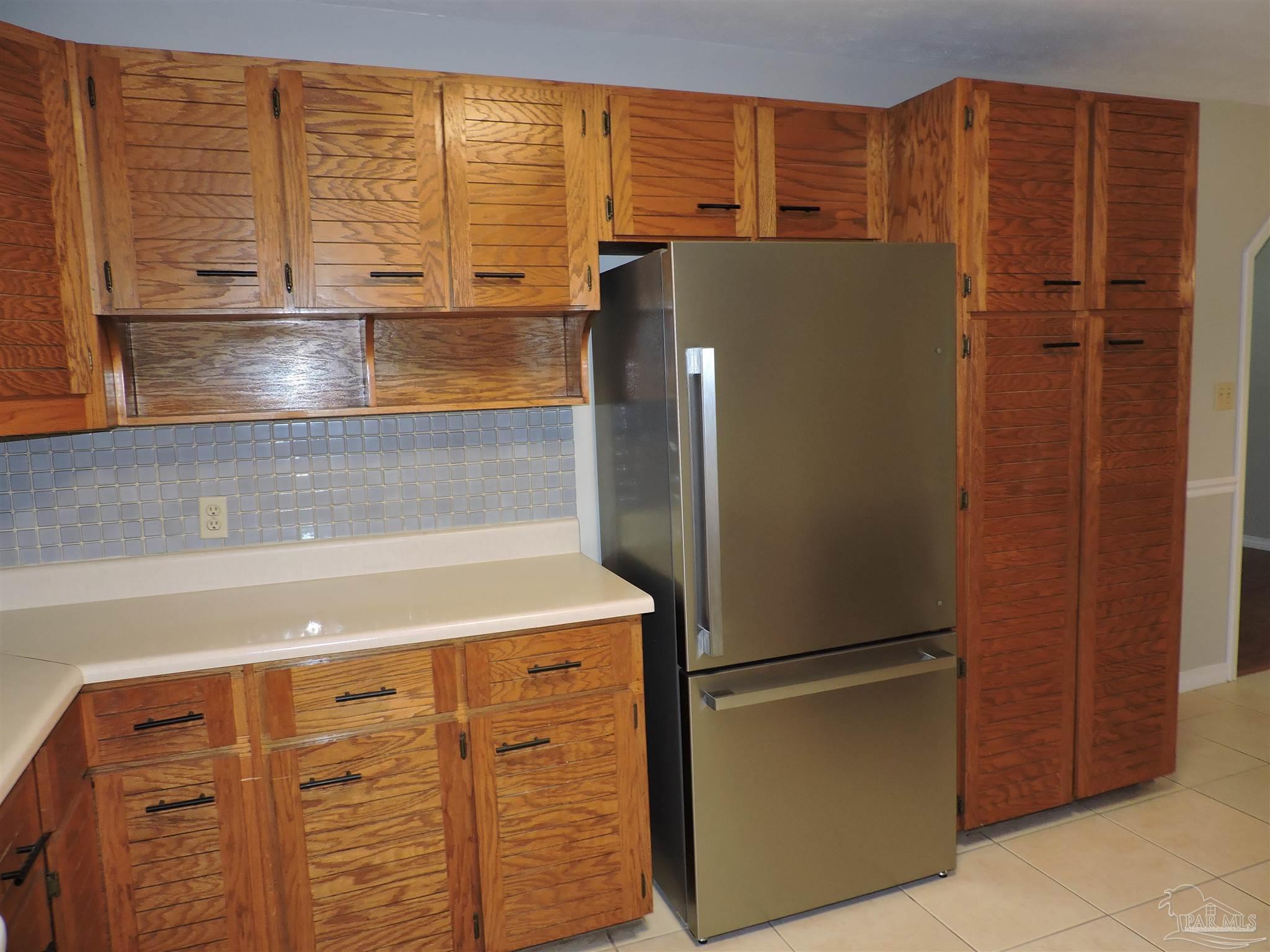 5261 Rowe Trail Pace, FL 32571 - Photo 13 of 32 Gallery Image 13