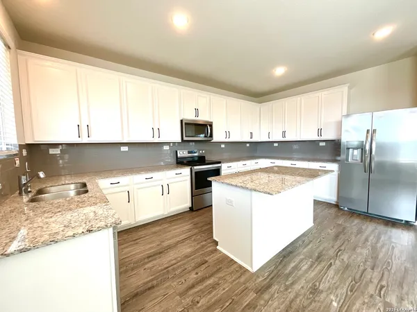$2,199 | 10803 Balmorhea, San Antonio, TX 78252