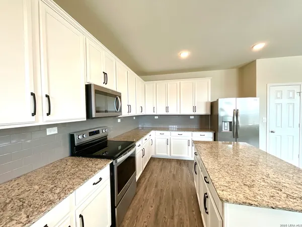 $2,199 | 10803 Balmorhea, San Antonio, TX 78252
