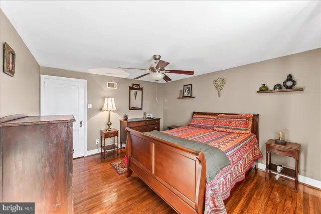 $225,000 | 343 Westpark Lane, Clifton Heights, PA 19018