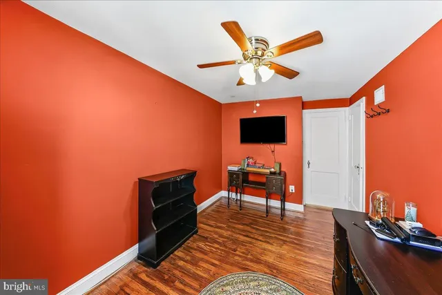 $225,000 | 343 Westpark Lane, Clifton Heights, PA 19018