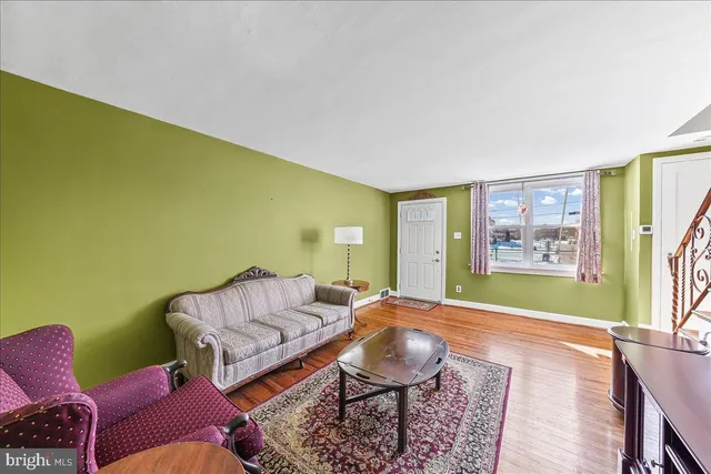 $225,000 | 343 Westpark Lane, Clifton Heights, PA 19018