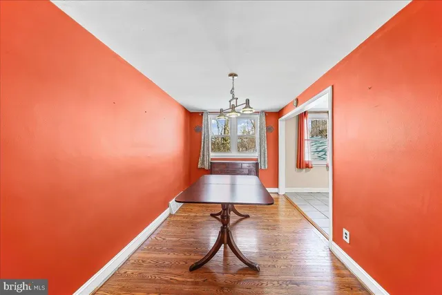 $225,000 | 343 Westpark Lane, Clifton Heights, PA 19018