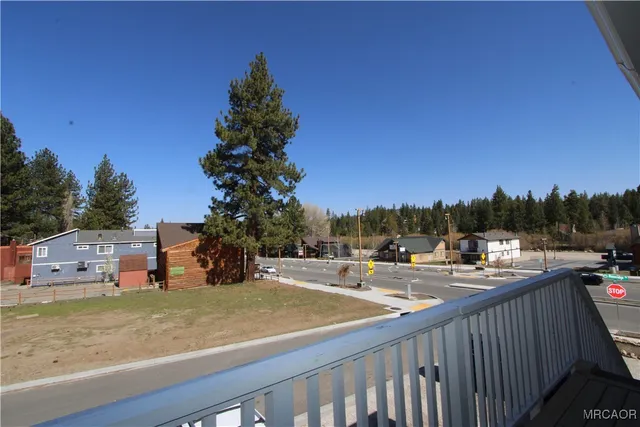 $1,350 | 42695 Moonridge Road, Unit C, Big Bear Lake, CA 92315