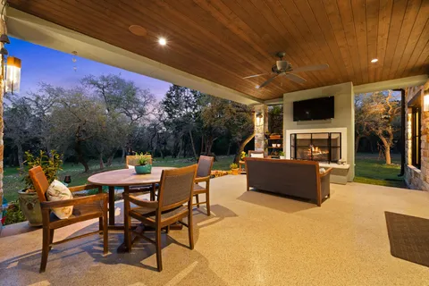 $1,999,000 | 1330 Ranchers Club Lane, Driftwood, TX 78619