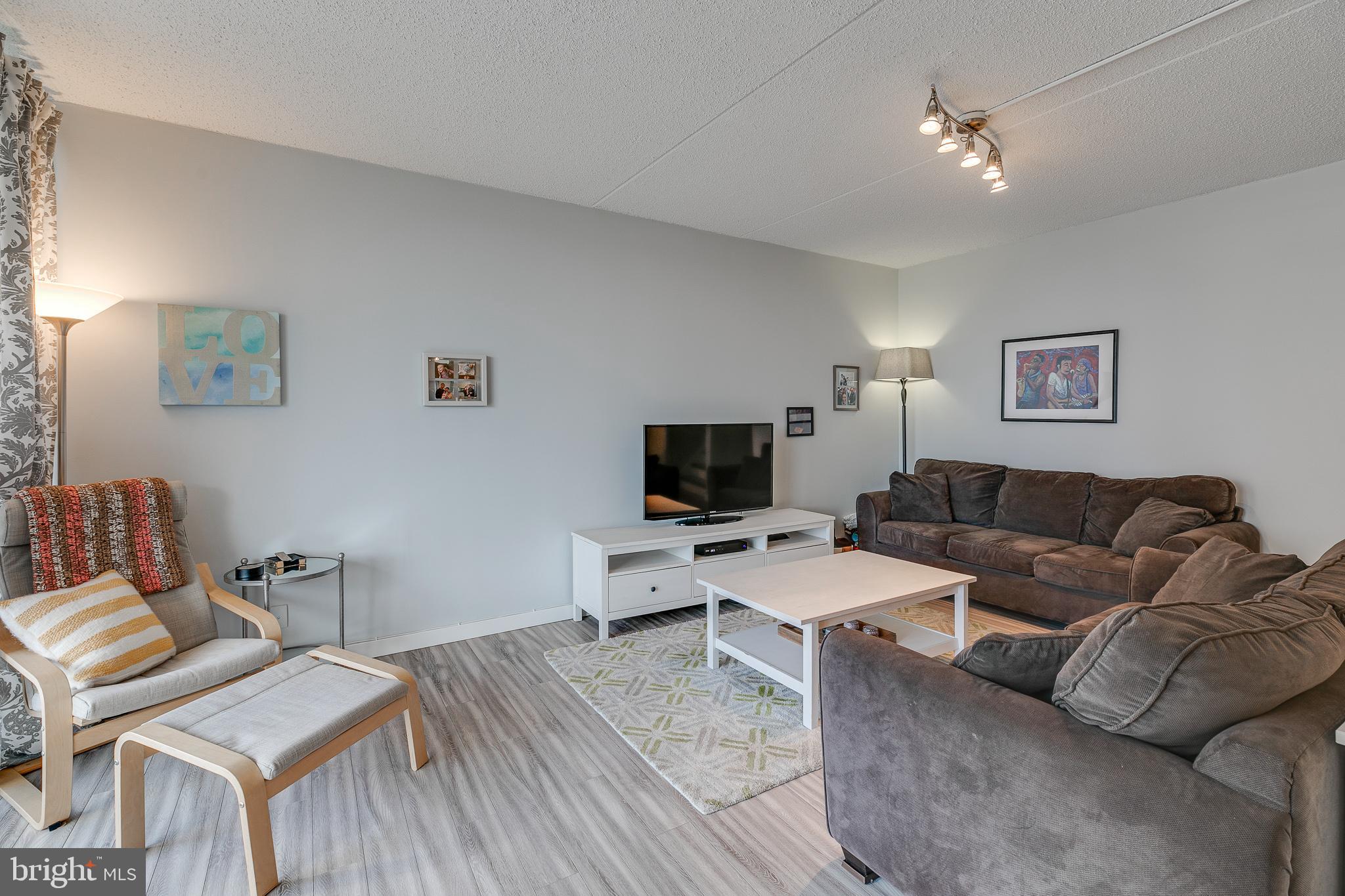 2301 Cherry Street, Unit 3F Philadelphia, PA 19103 - Photo 12 of 26