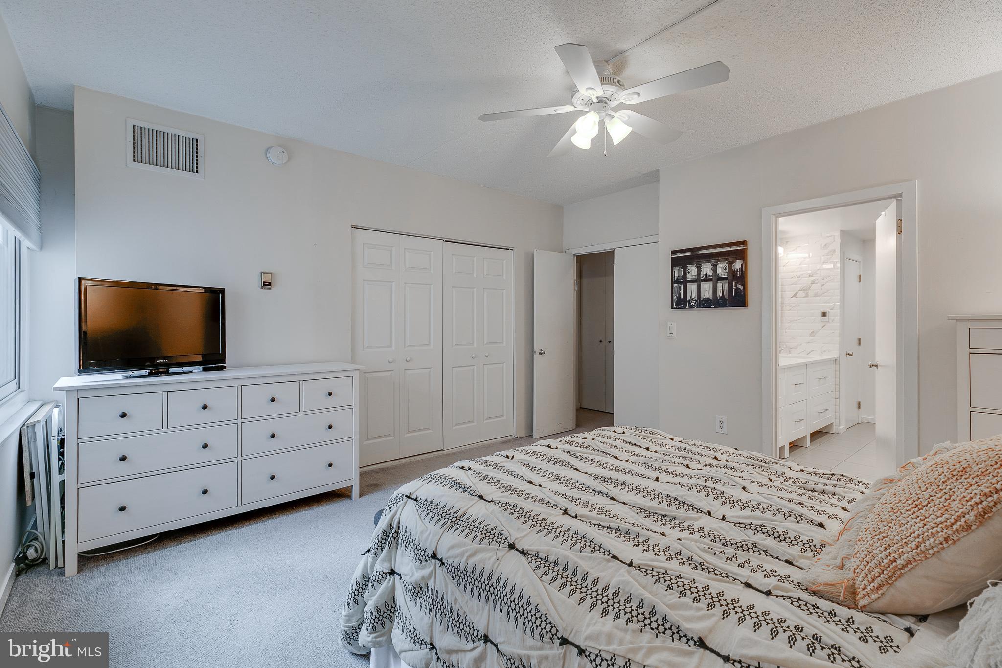 2301 Cherry Street, Unit 3F Philadelphia, PA 19103 - Photo 16 of 26