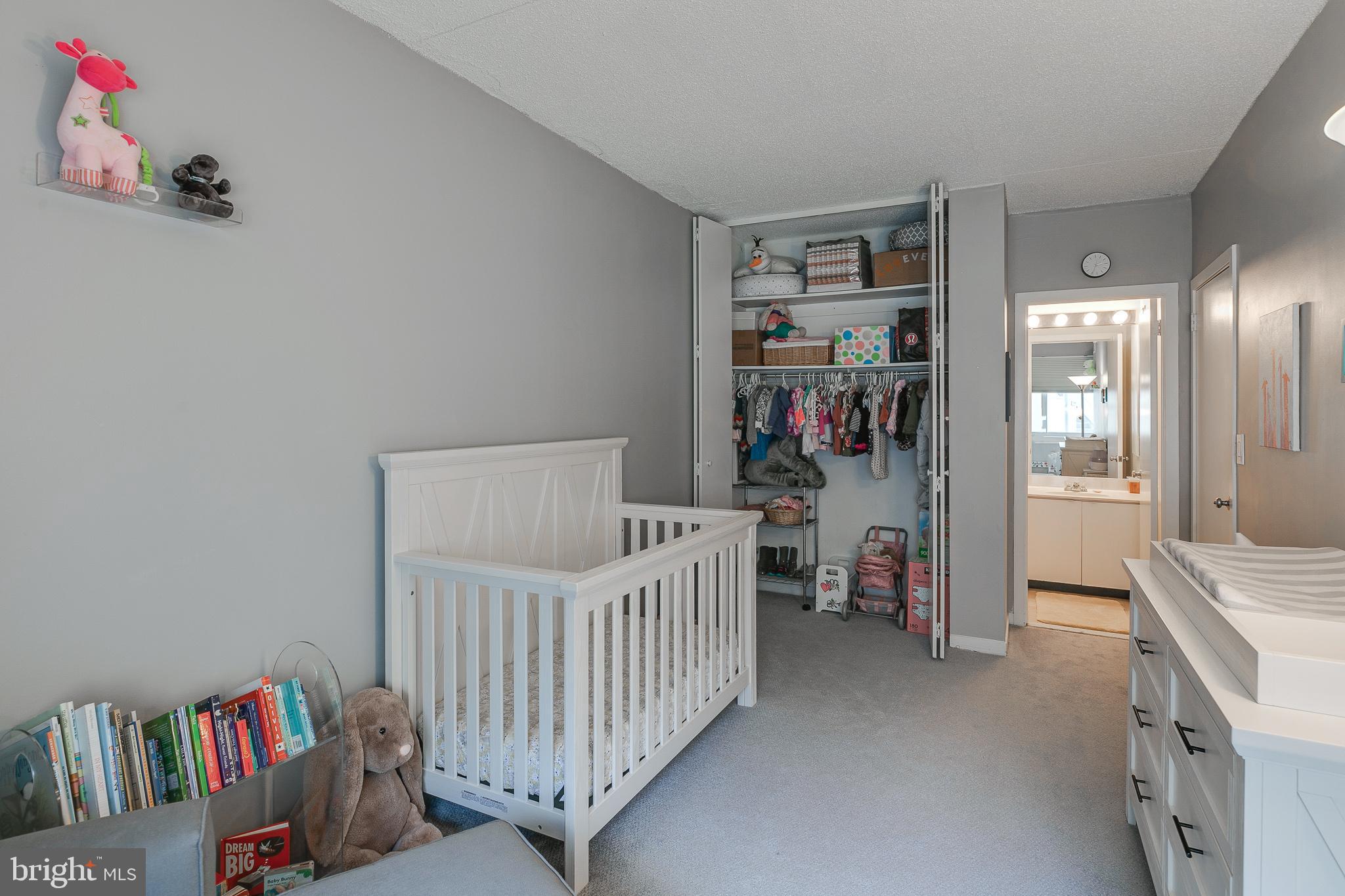 2301 Cherry Street, Unit 3F Philadelphia, PA 19103 - Photo 19 of 26