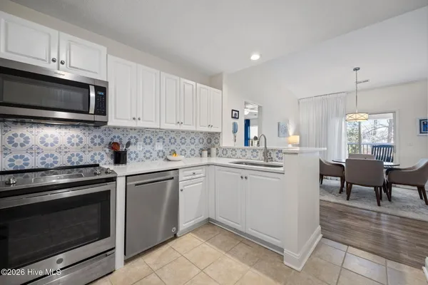 $179,900 | 3306 Mulberry Lane, Unit H, Greenville, NC 27858