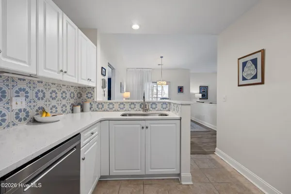 $179,900 | 3306 Mulberry Lane, Unit H, Greenville, NC 27858