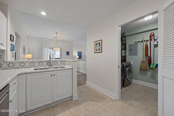 $179,900 | 3306 Mulberry Lane, Unit H, Greenville, NC 27858