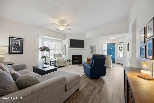 $179,900 | 3306 Mulberry Lane, Unit H, Greenville, NC 27858