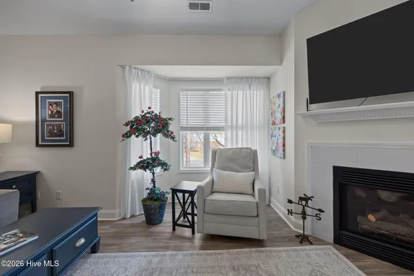 $179,900 | 3306 Mulberry Lane, Unit H, Greenville, NC 27858