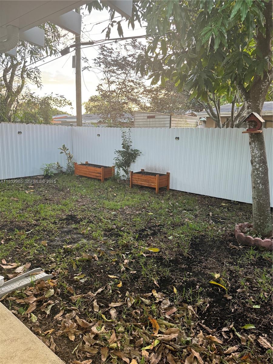 1020 North 74th Terrace Hollywood, FL 33024 - Photo 17 of 22