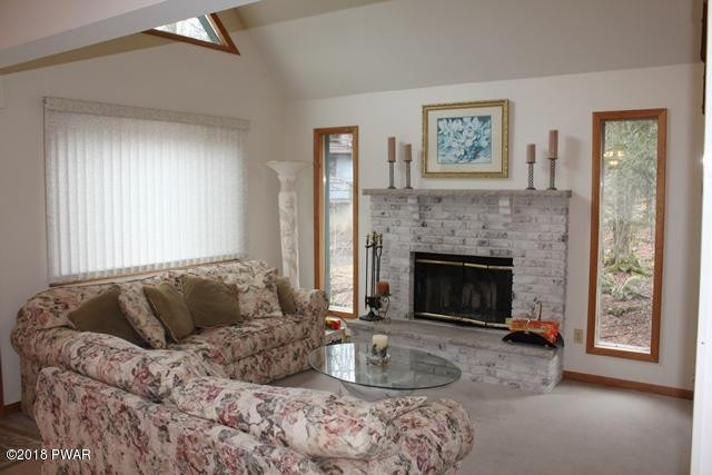 670 Deerfield Road Lake Ariel, PA 18436 - Photo 7 of 29