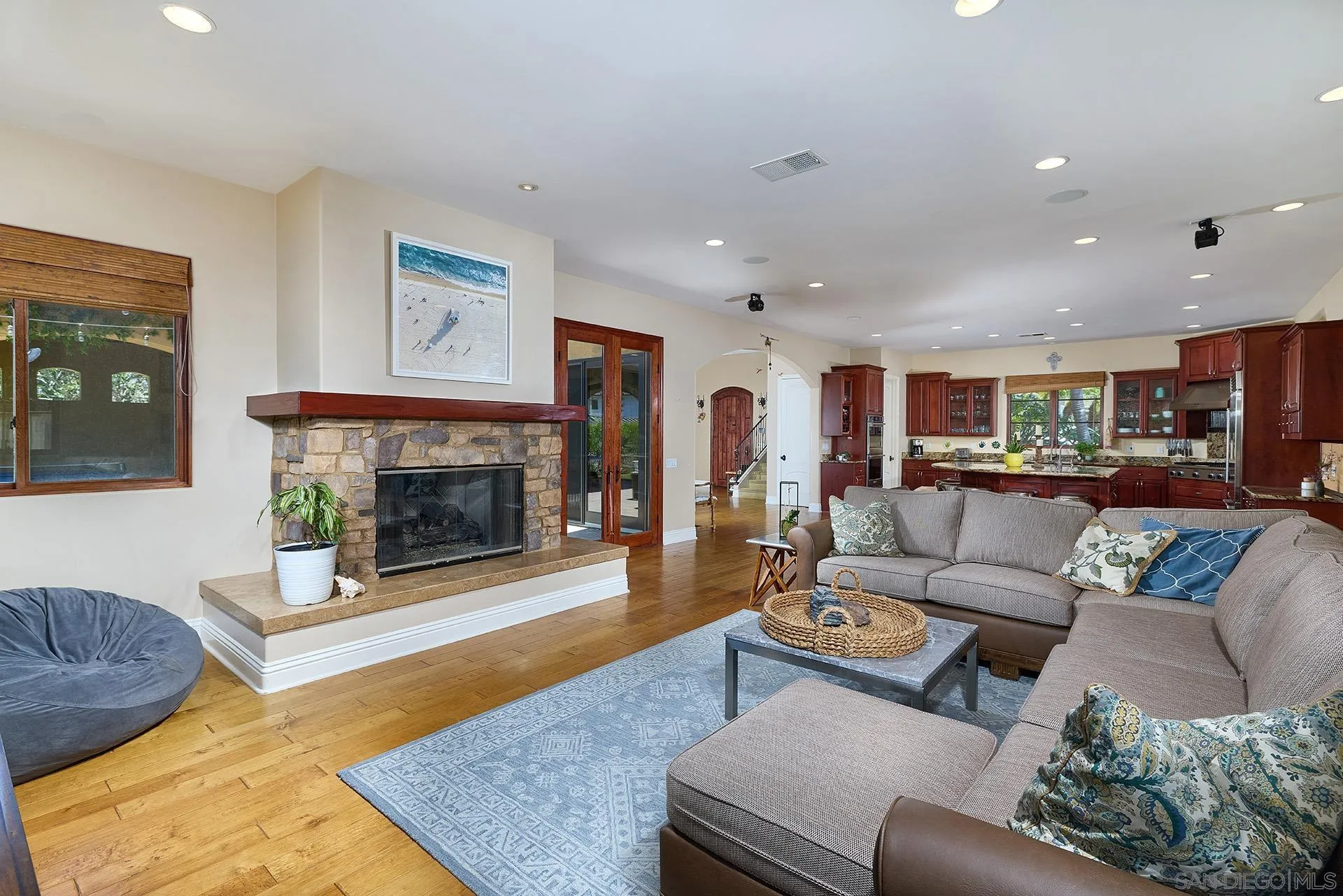 645 North Rios Avenue Solana Beach, CA 92075 - Photo 2 of 19