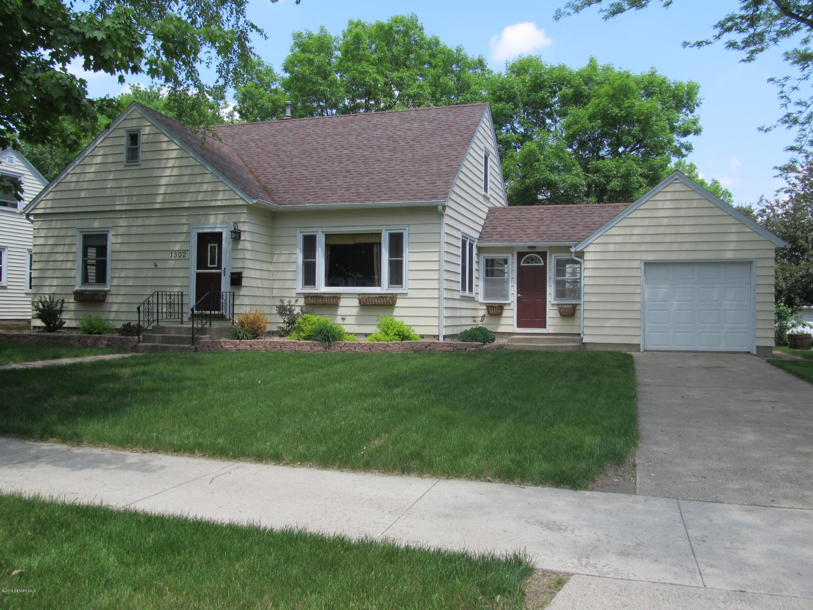 1302 3rd Avenue Southwest Austin, MN 55912 - Photo 1 of 1 Gallery Image 1