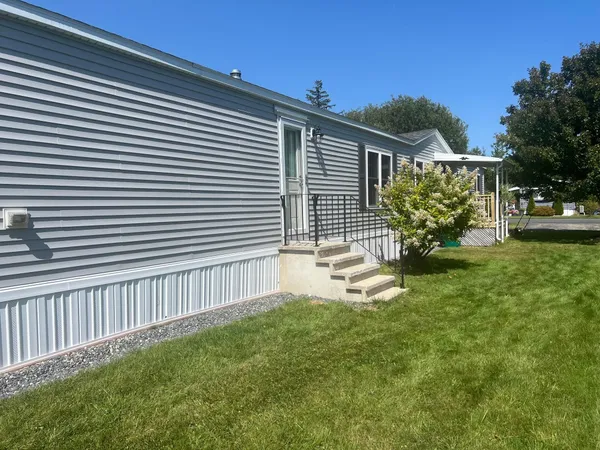 $269,900 | 315 Salmon Avenue, Portsmouth, NH 03801