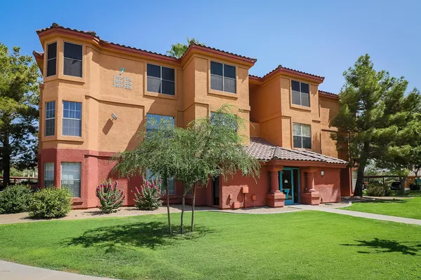 $2,100 | 14950 West Mountain View Boulevard, Unit 7107, Surprise, AZ 85374