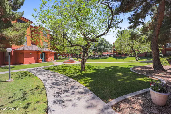 $2,100 | 14950 West Mountain View Boulevard, Unit 7107, Surprise, AZ 85374