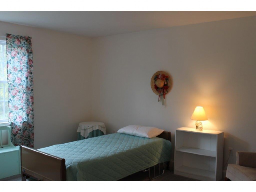 130 Pleasant Street Meredith, NH 03253 - Photo 11 of 28 Gallery Image 11
