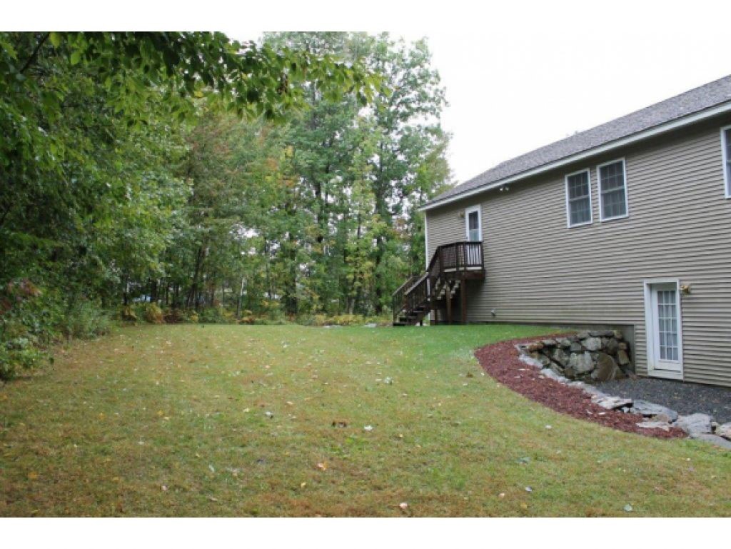 130 Pleasant Street Meredith, NH 03253 - Photo 3 of 28 Gallery Image 3