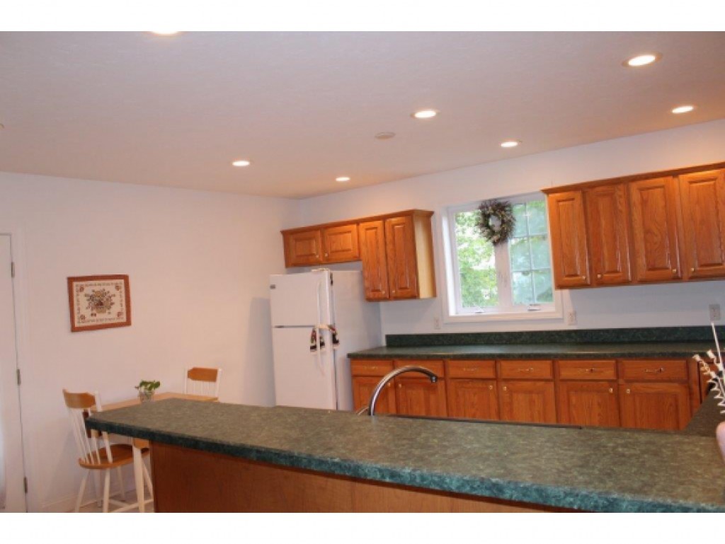 130 Pleasant Street Meredith, NH 03253 - Photo 25 of 28 Gallery Image 25