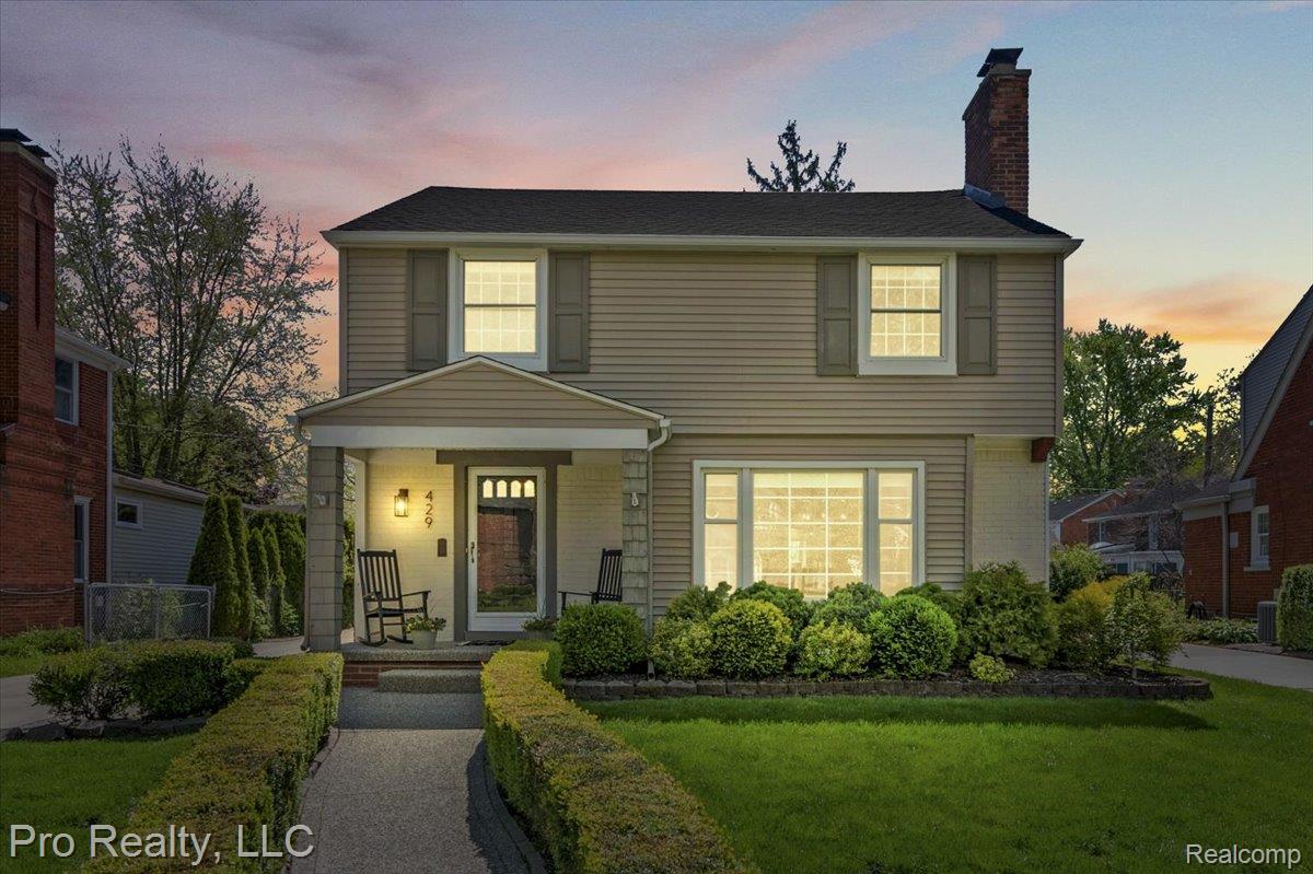 429 Roland Road Grosse Pointe, MI 48236 - Photo 3 of 34